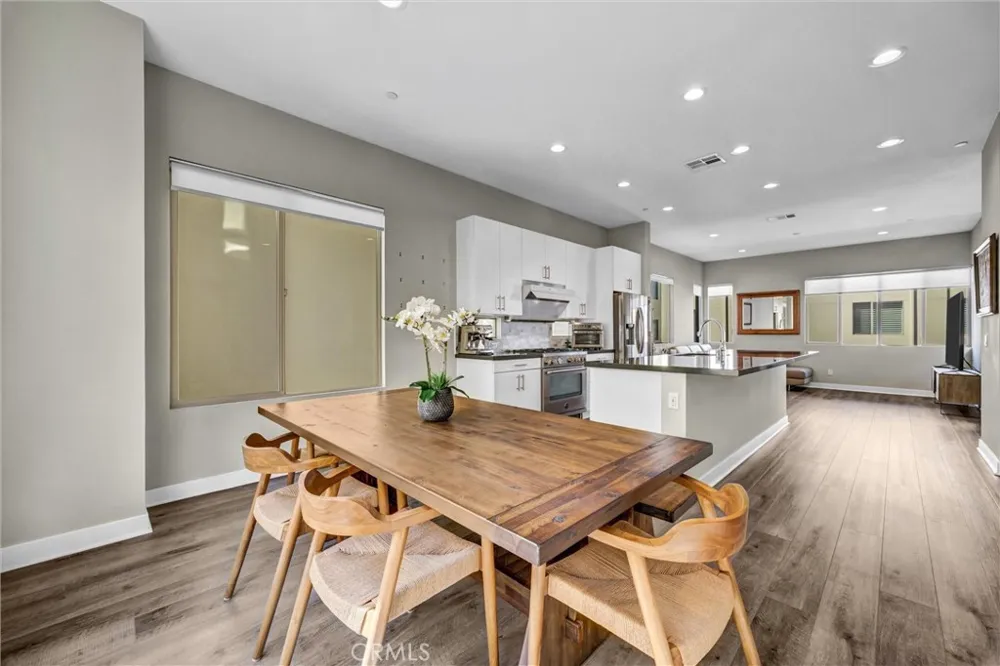 18 Ebb Tide Newport Beach, CA 92663