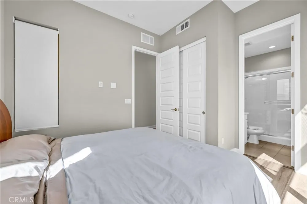 18 Ebb Tide Newport Beach, CA 92663