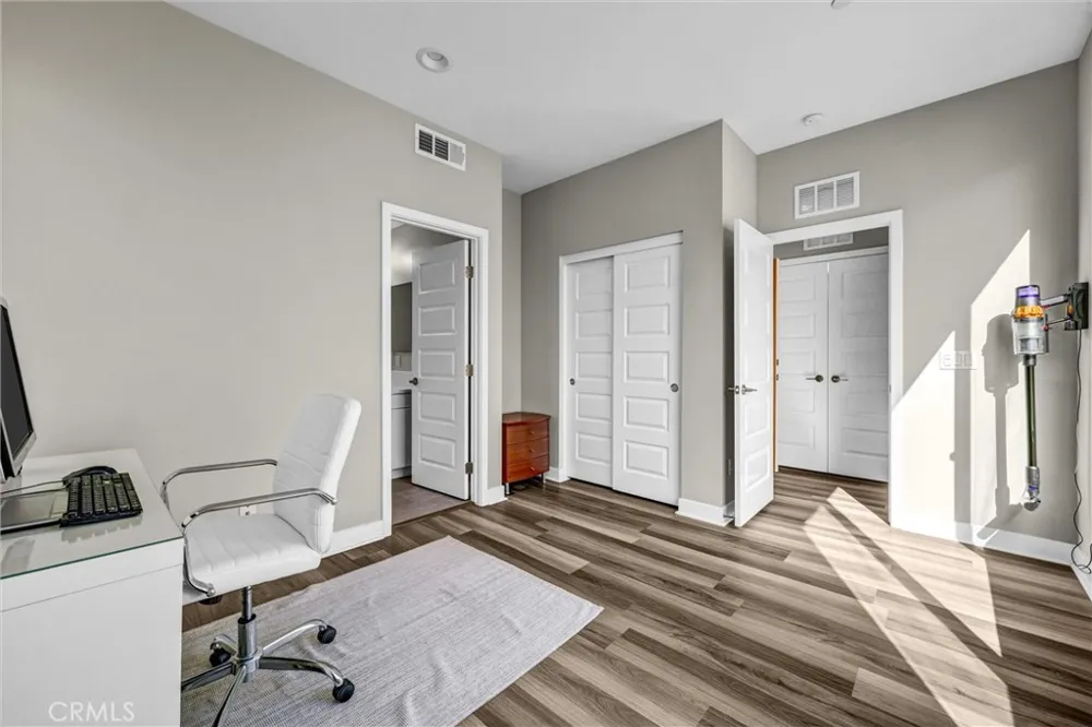 18 Ebb Tide Newport Beach, CA 92663