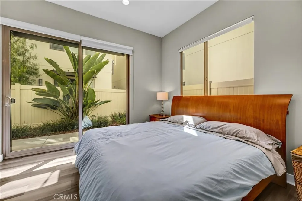 18 Ebb Tide Newport Beach, CA 92663