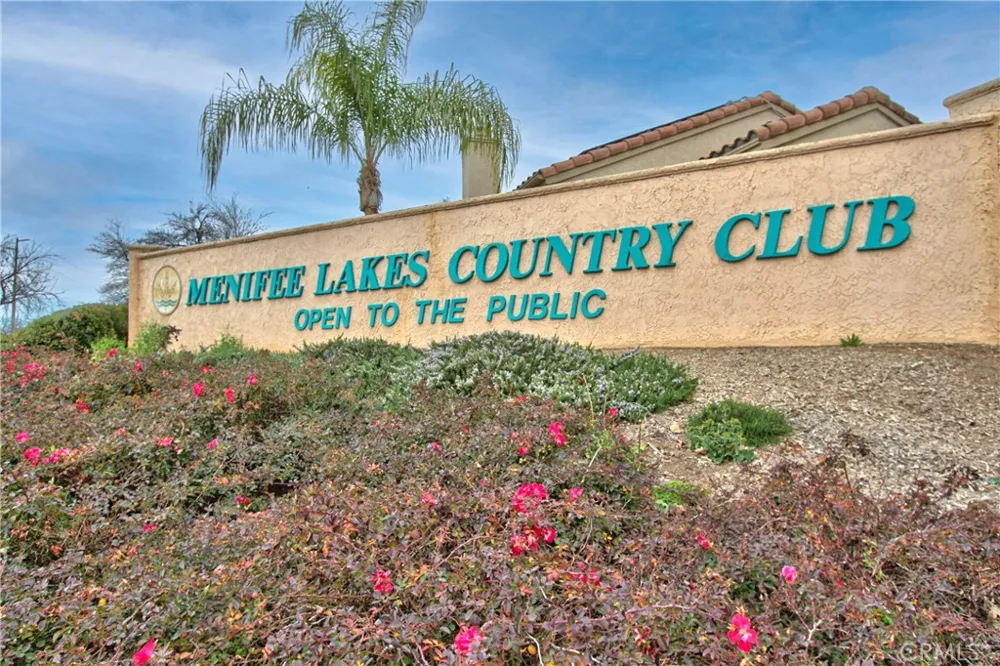 28238 Stillwater Drive Menifee, CA 92584