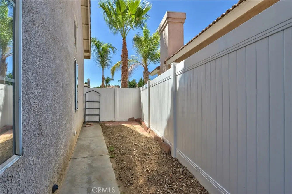 28238 Stillwater Drive Menifee, CA 92584