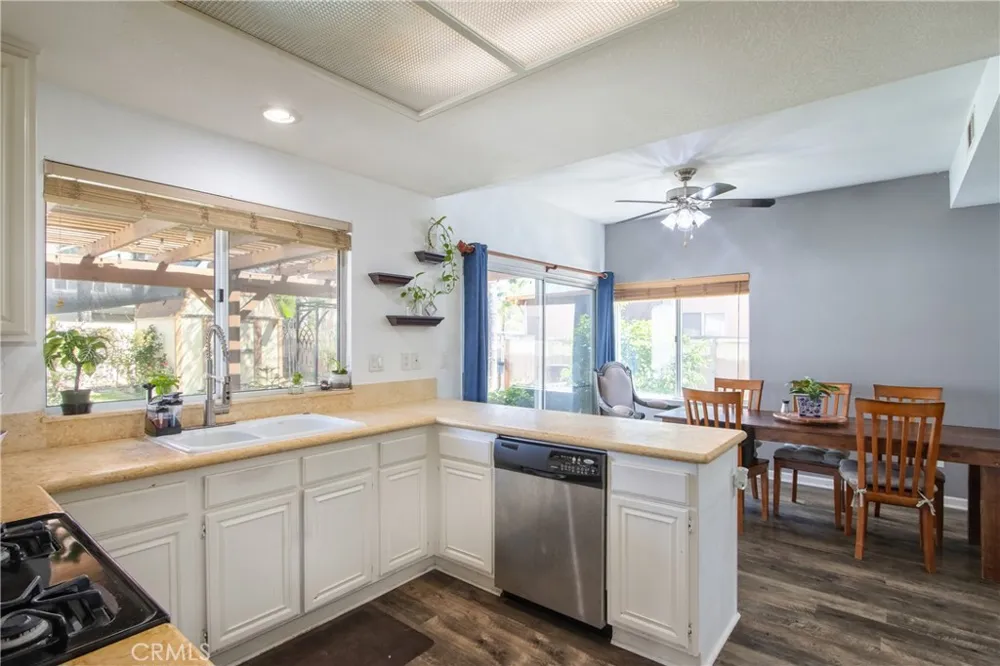 28238 Stillwater Drive Menifee, CA 92584