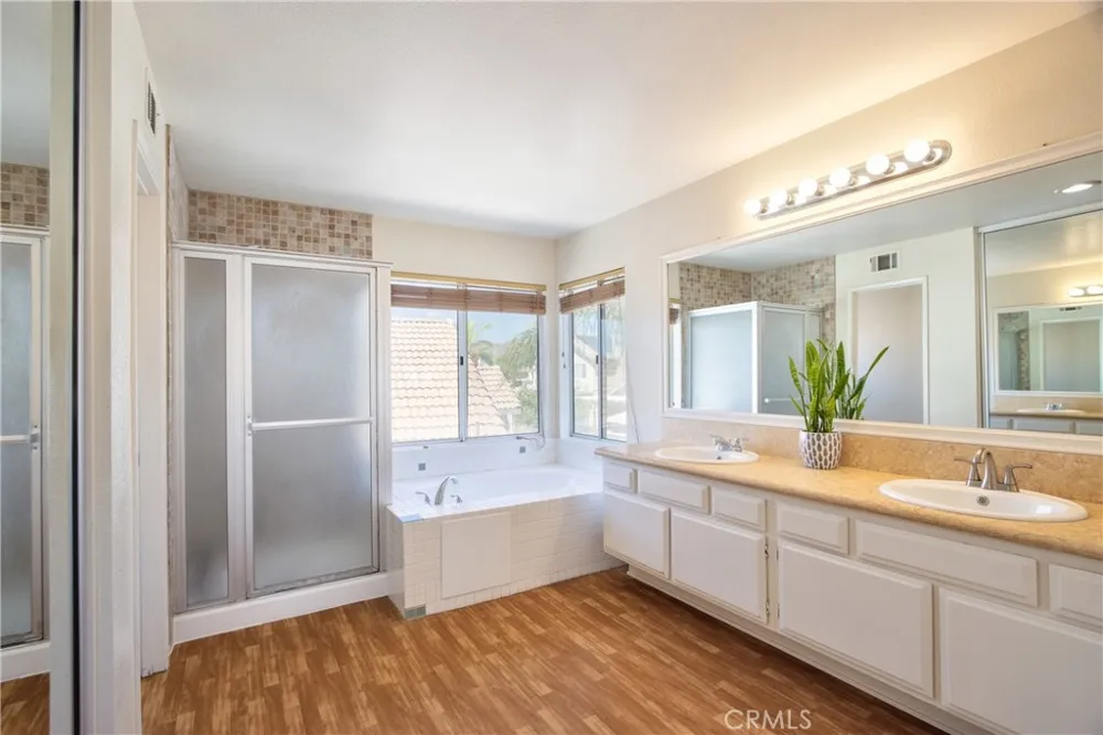 28238 Stillwater Drive Menifee, CA 92584