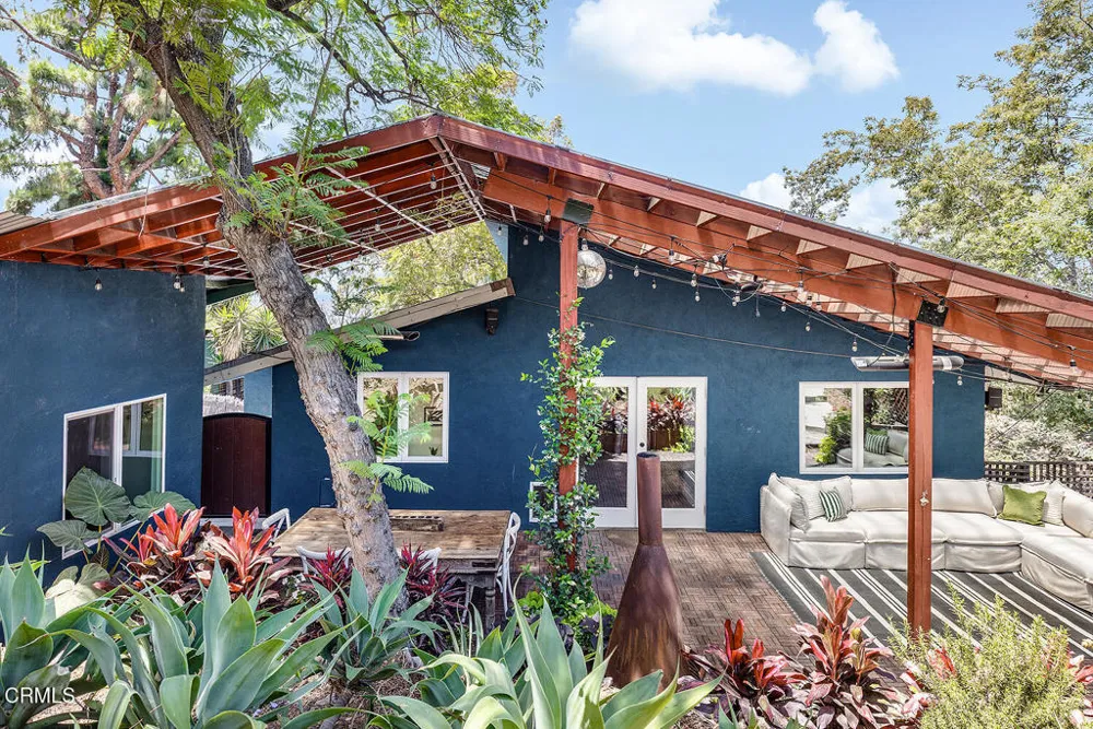 2537 Crestmoore Place Los Angeles, CA 90065