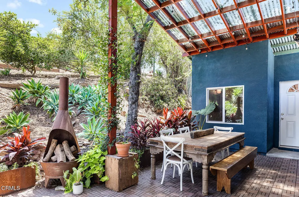 2537 Crestmoore Place Los Angeles, CA 90065