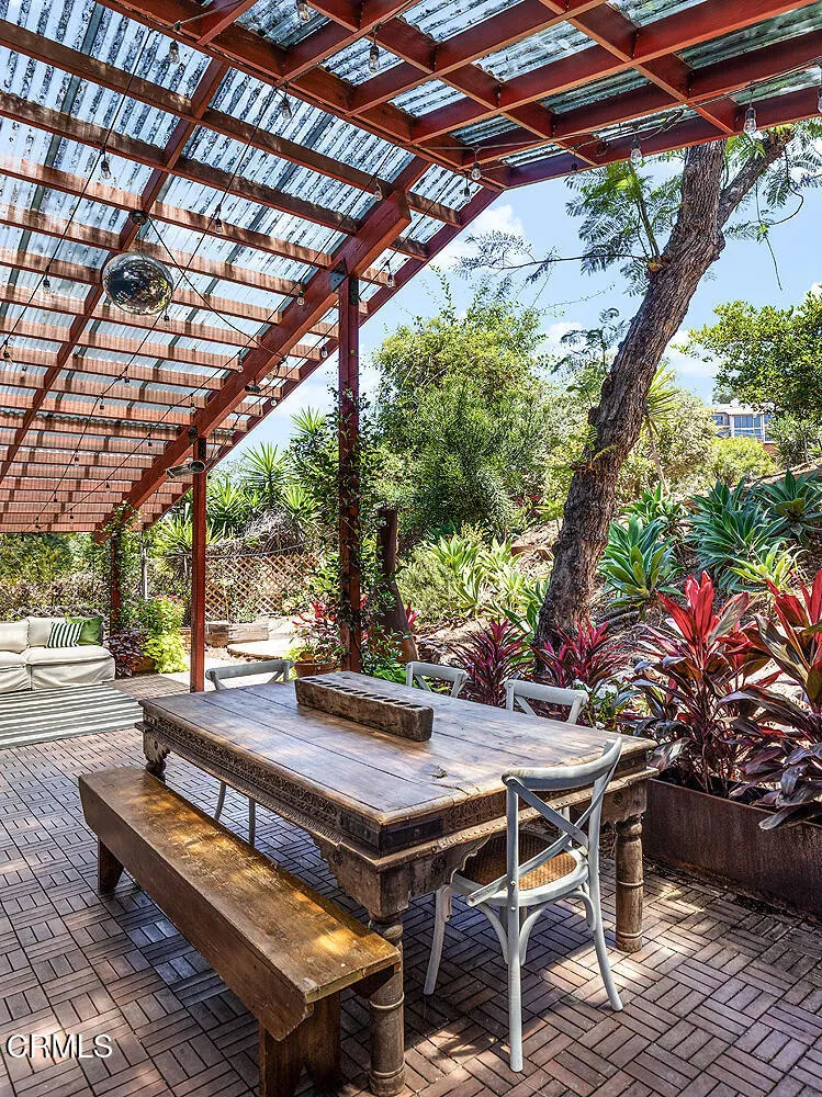 2537 Crestmoore Place Los Angeles, CA 90065