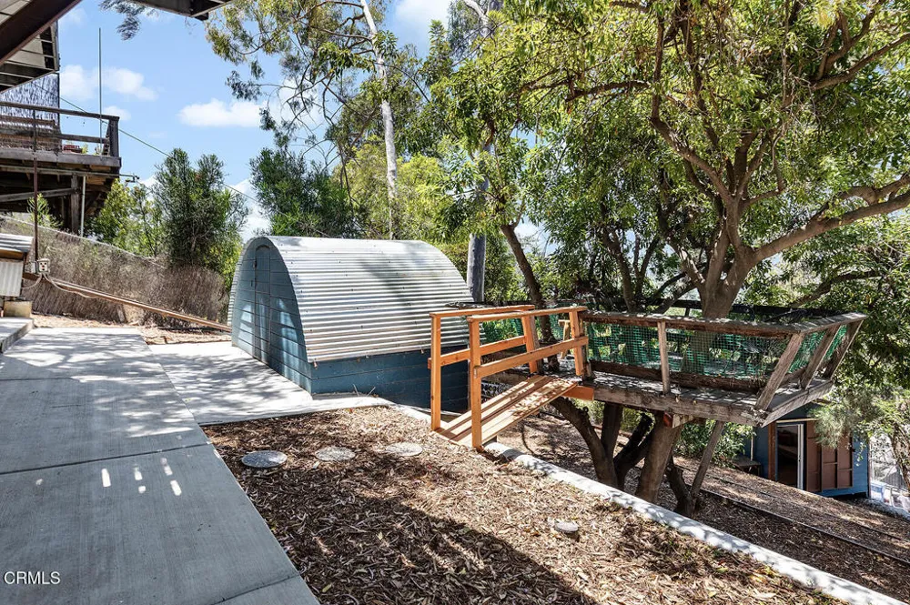 2537 Crestmoore Place Los Angeles, CA 90065
