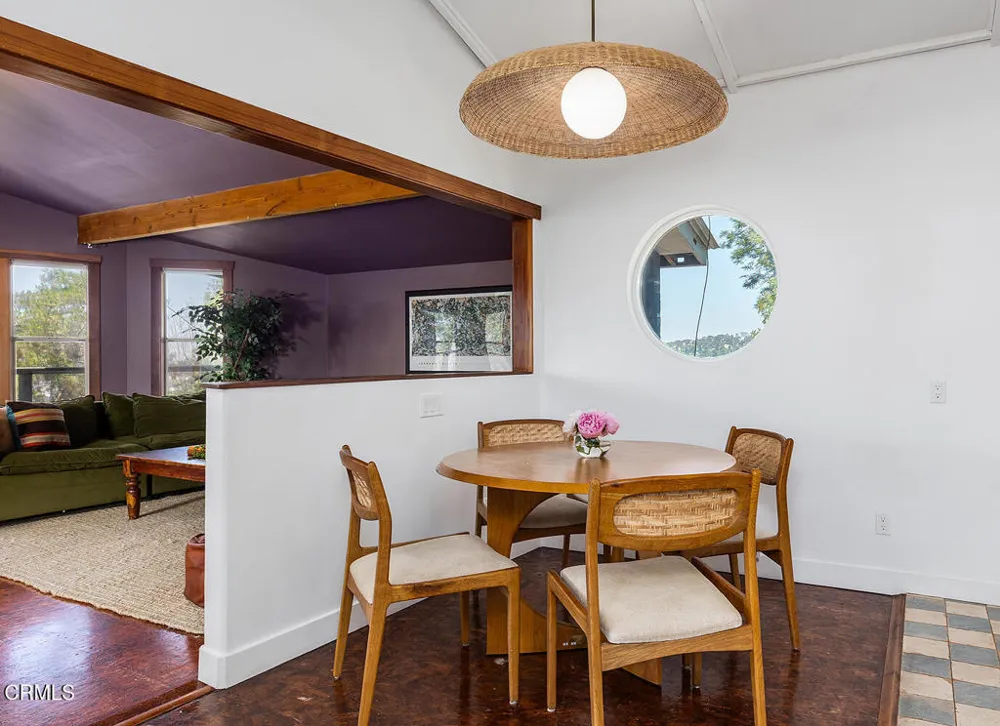 2537 Crestmoore Place Los Angeles, CA 90065