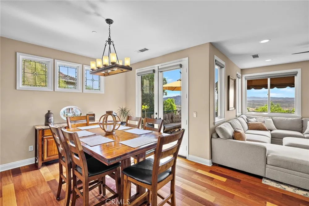 212 Corte Tierra Cielo San Clemente, CA 92673