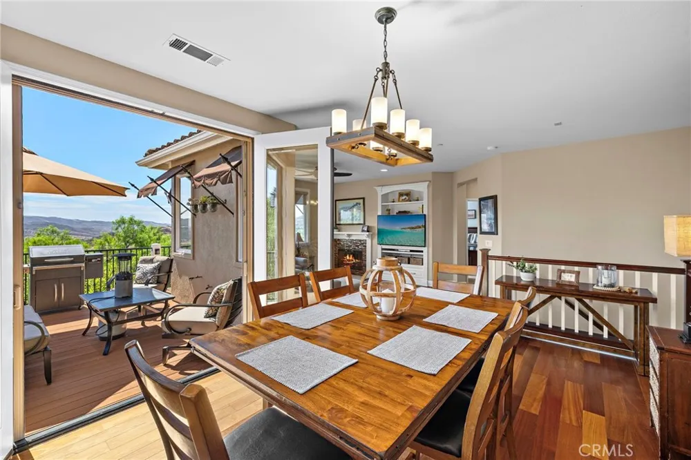 212 Corte Tierra Cielo San Clemente, CA 92673