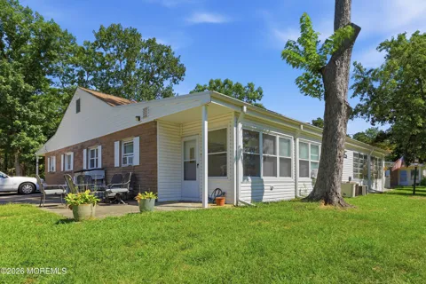 8 Cypress Street #B