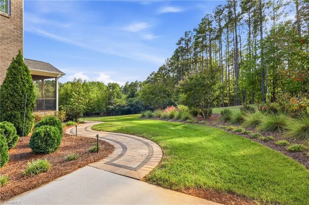 6601 Hedgerow Court Summerfield, NC 27358