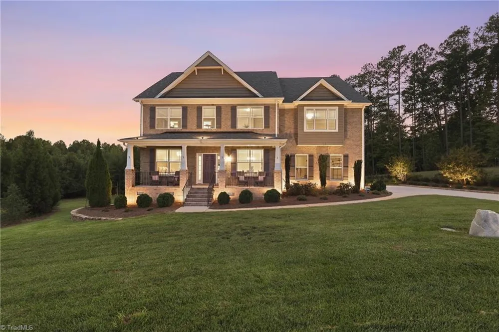 6601 Hedgerow Court Summerfield, NC 27358