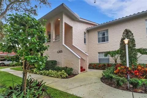 100 Siena Way #1201