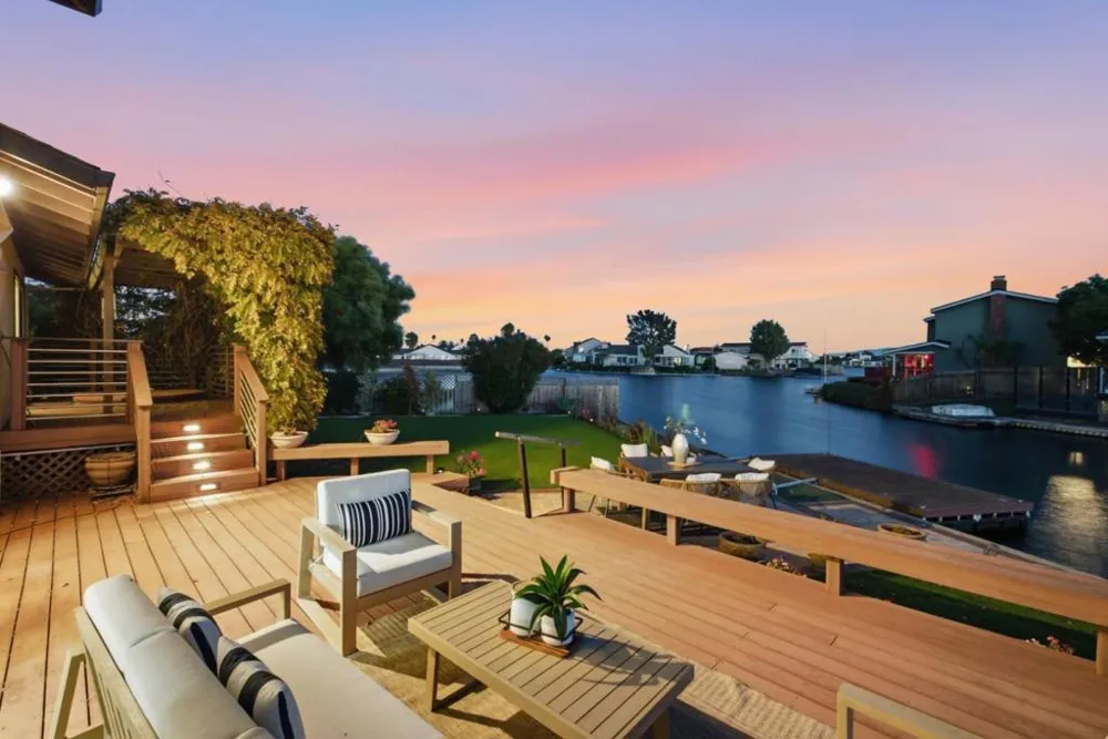 798 Widgeon Street Foster City, CA 94404