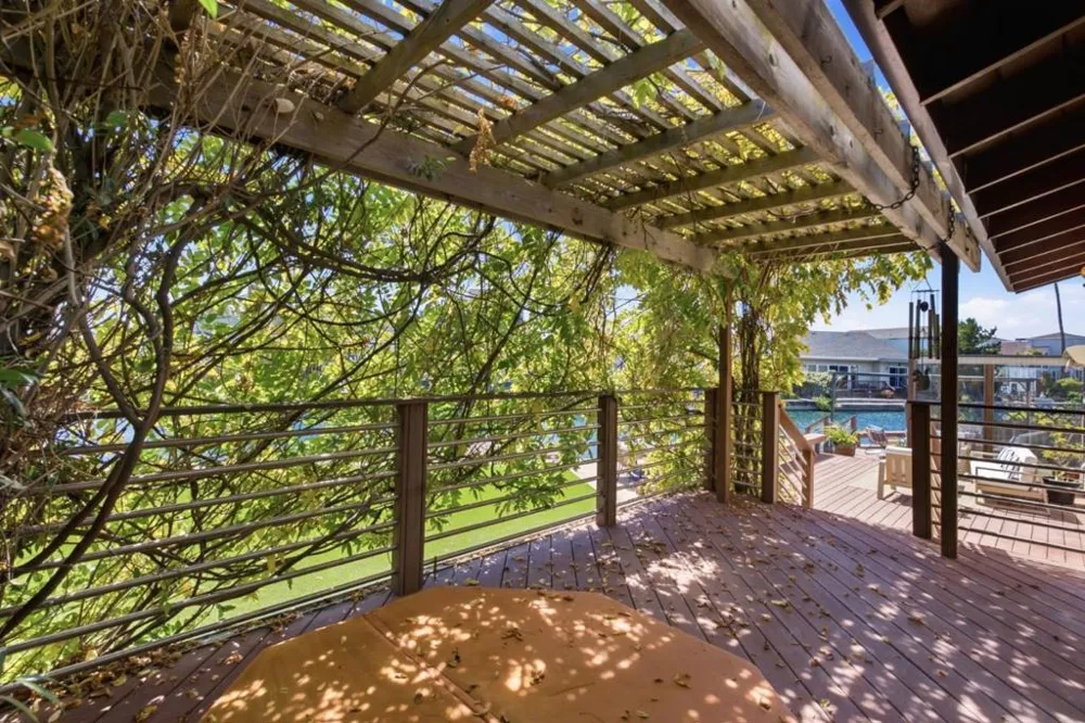 798 Widgeon Street Foster City, CA 94404