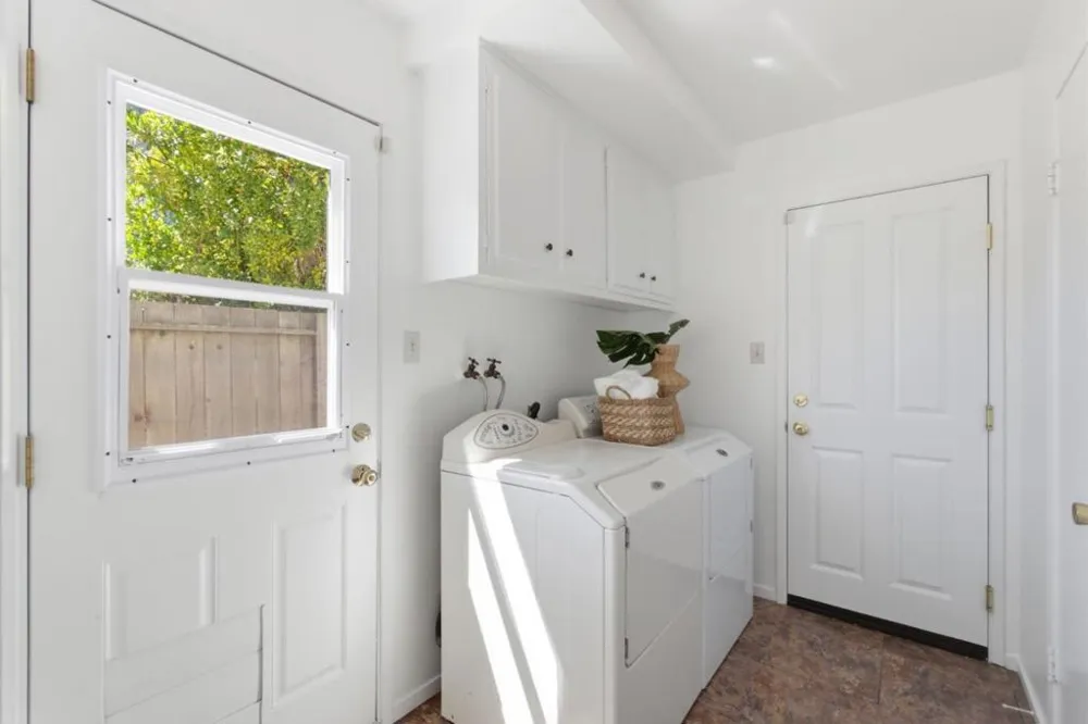 798 Widgeon Street Foster City, CA 94404