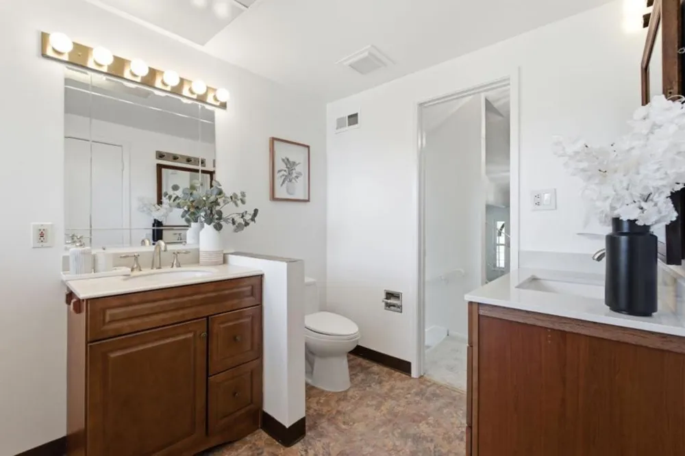 798 Widgeon Street Foster City, CA 94404