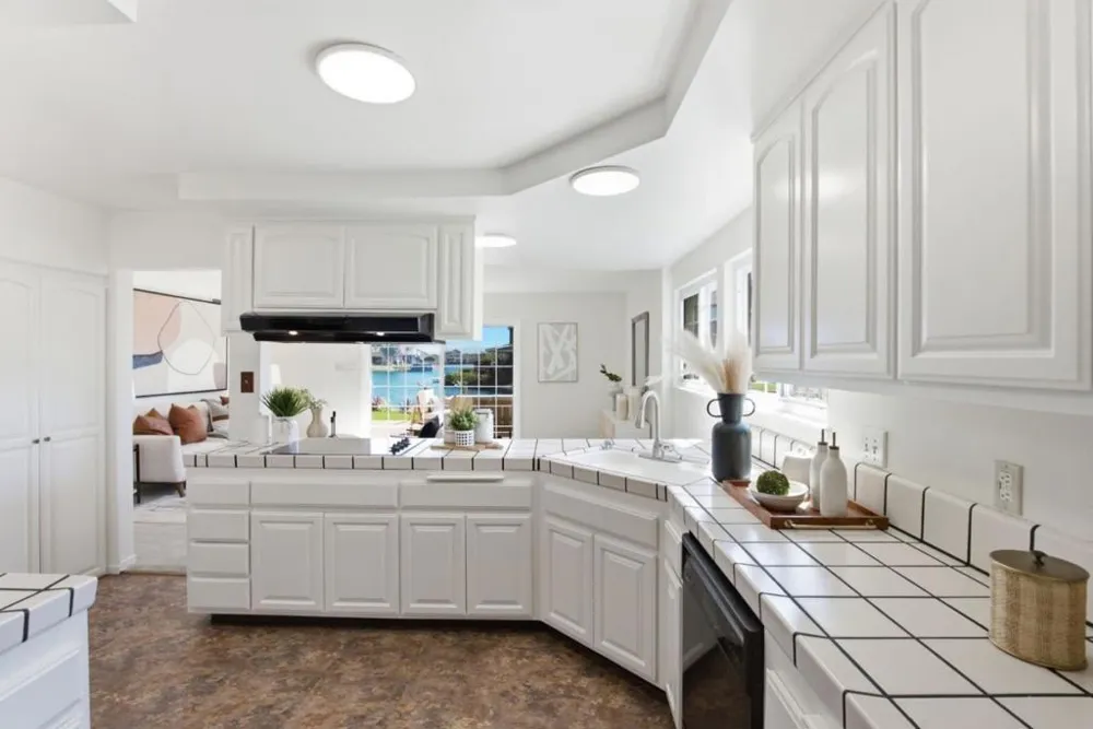 798 Widgeon Street Foster City, CA 94404