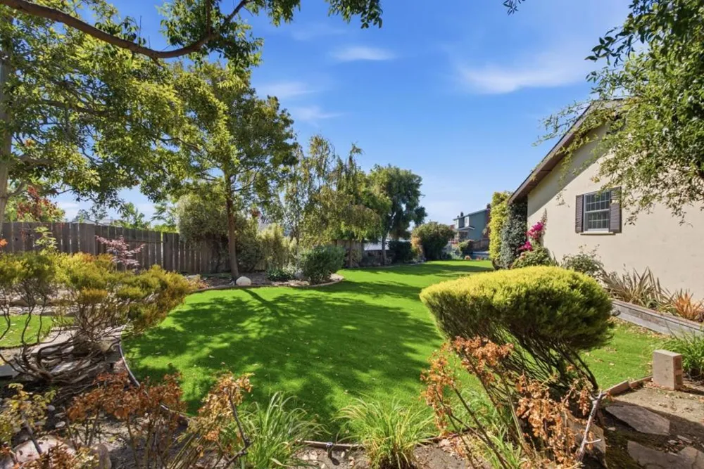 798 Widgeon Street Foster City, CA 94404
