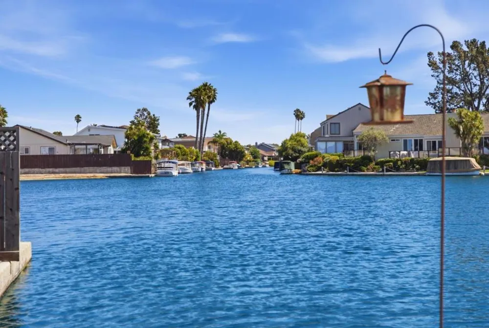 798 Widgeon Street Foster City, CA 94404
