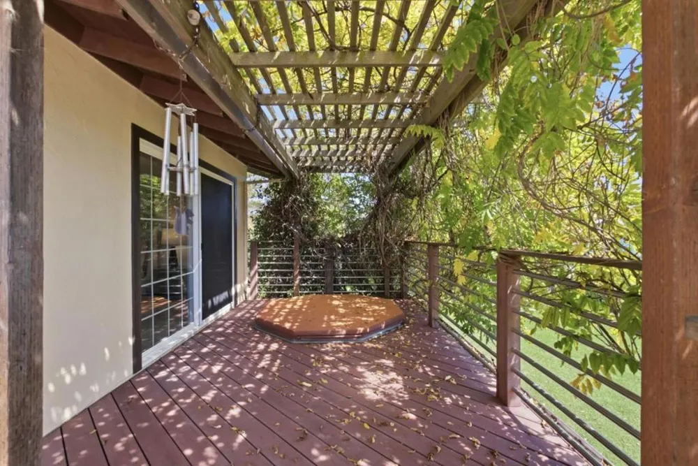 798 Widgeon Street Foster City, CA 94404