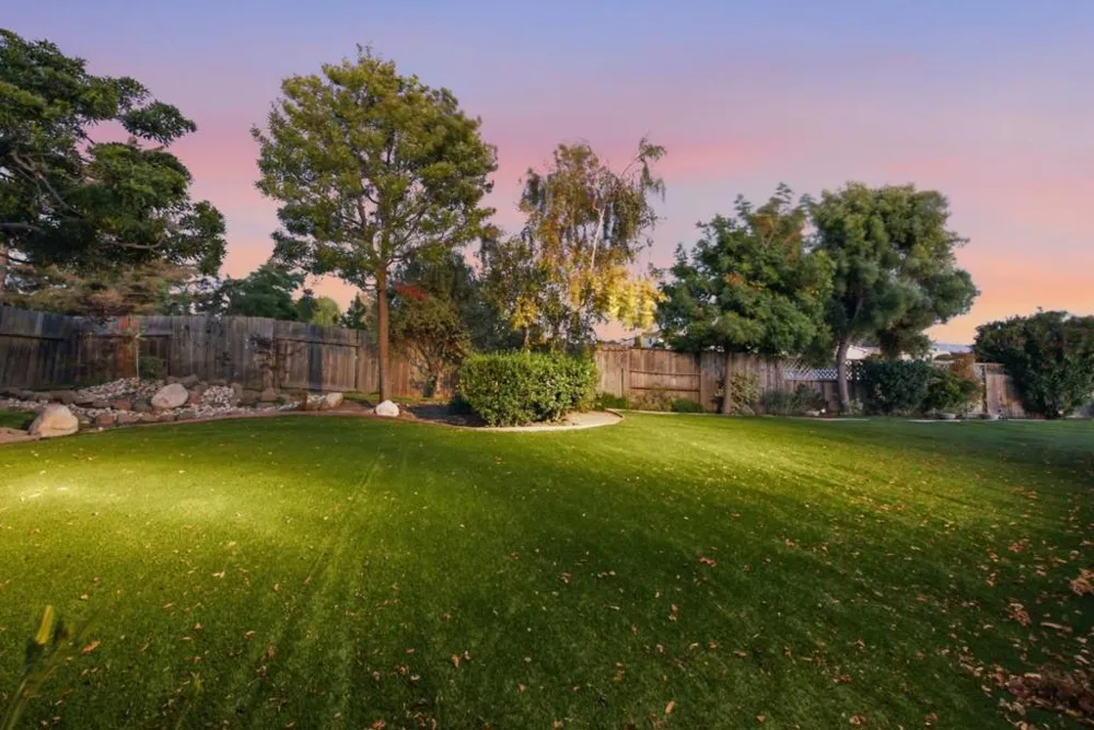 798 Widgeon Street Foster City, CA 94404