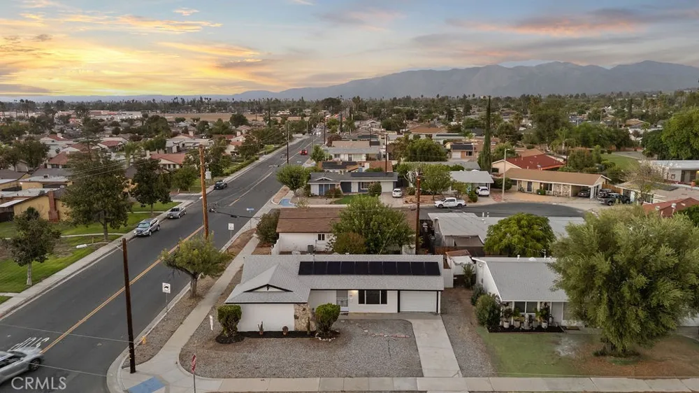 500 E Thornton Hemet, CA 92543
