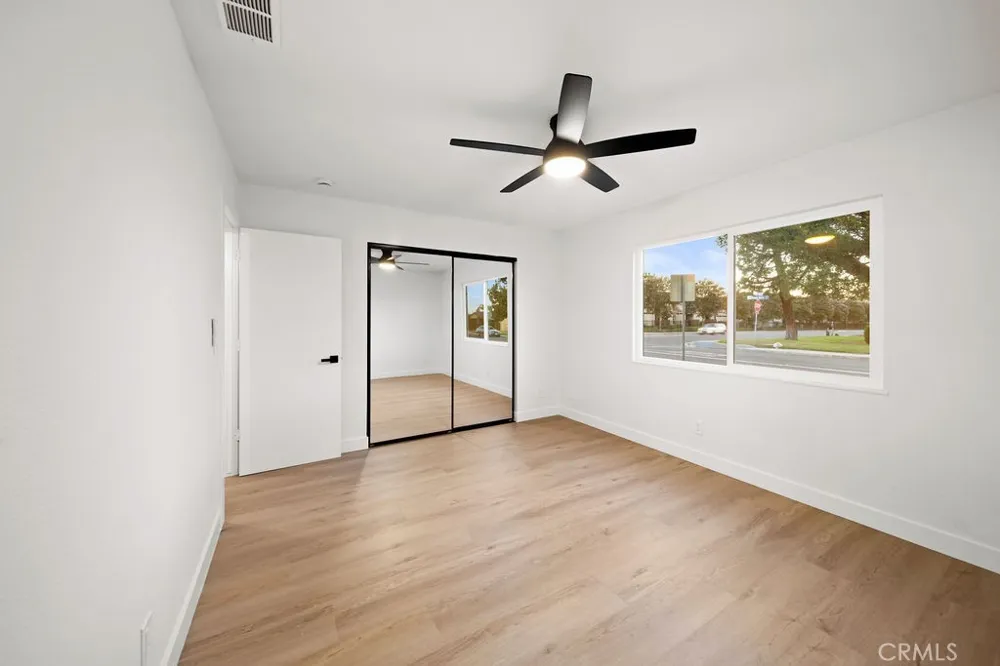 500 E Thornton Hemet, CA 92543