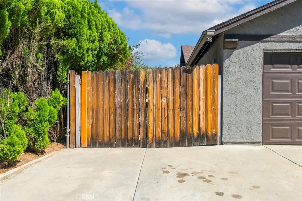 1412 Frances Street Redlands, CA 92374