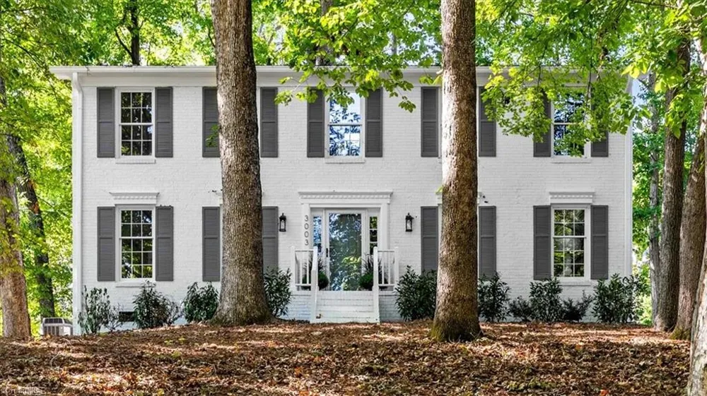 3003 Edgewater Drive Greensboro, NC 27403