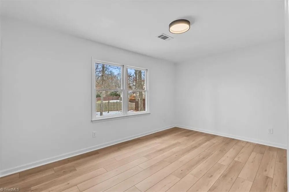 3003 Edgewater Drive Greensboro, NC 27403
