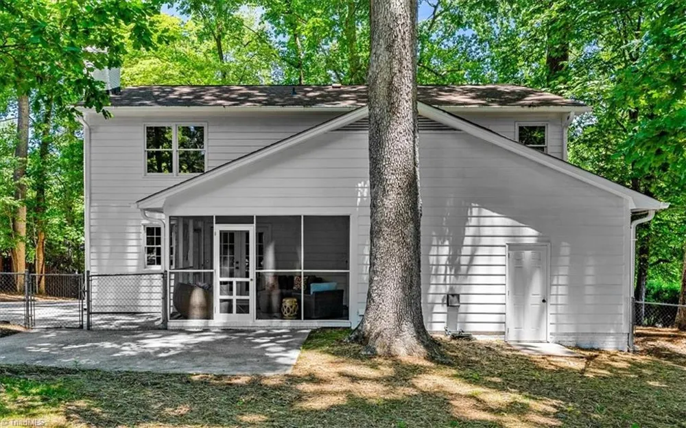 3003 Edgewater Drive Greensboro, NC 27403