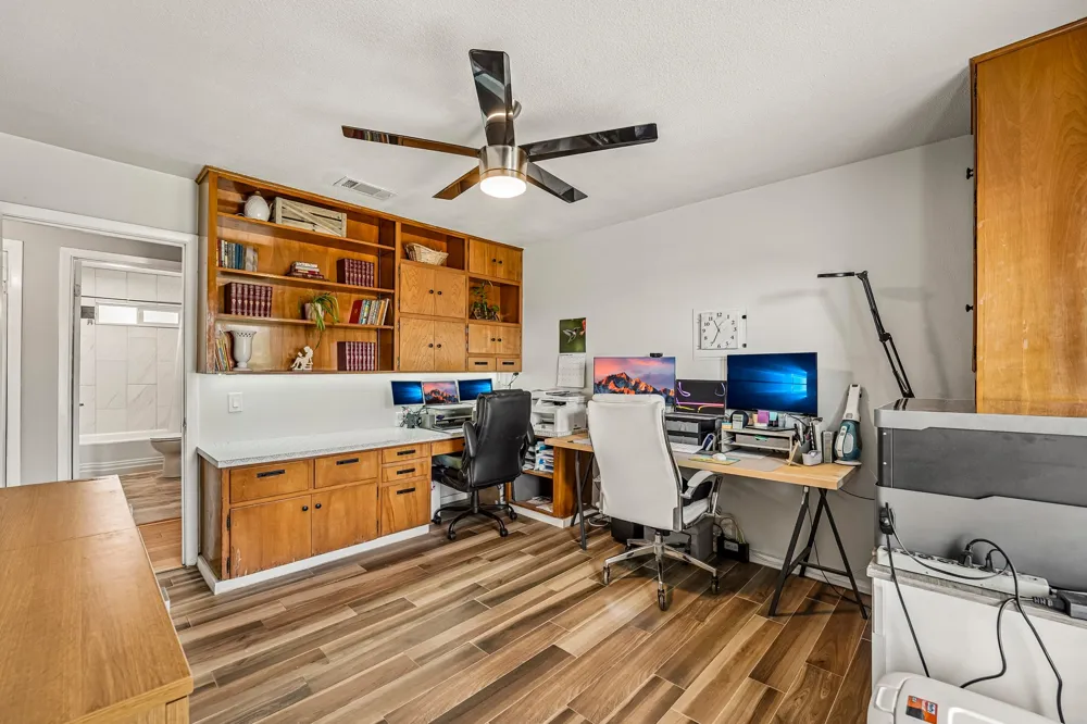 140 Family Circle Hutto, TX 78634