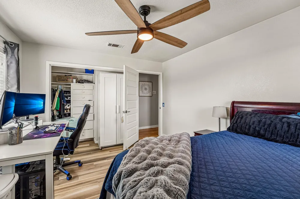 140 Family Circle Hutto, TX 78634