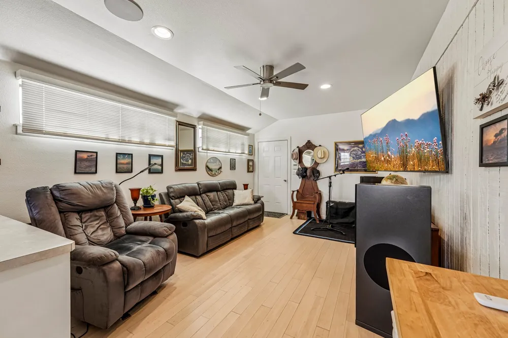 140 Family Circle Hutto, TX 78634