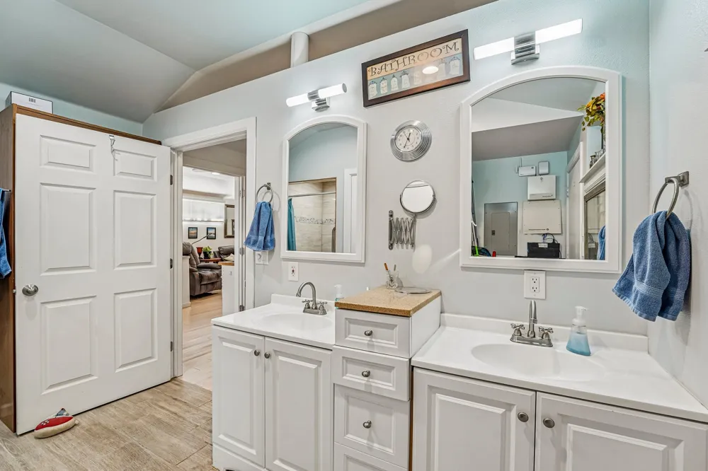 140 Family Circle Hutto, TX 78634