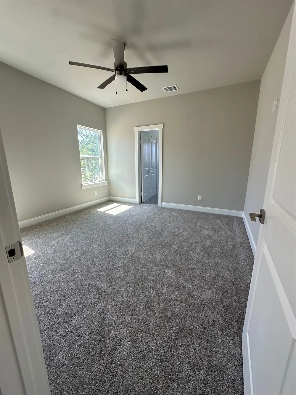 1320 Diceman Avenue Dallas, TX 75203
