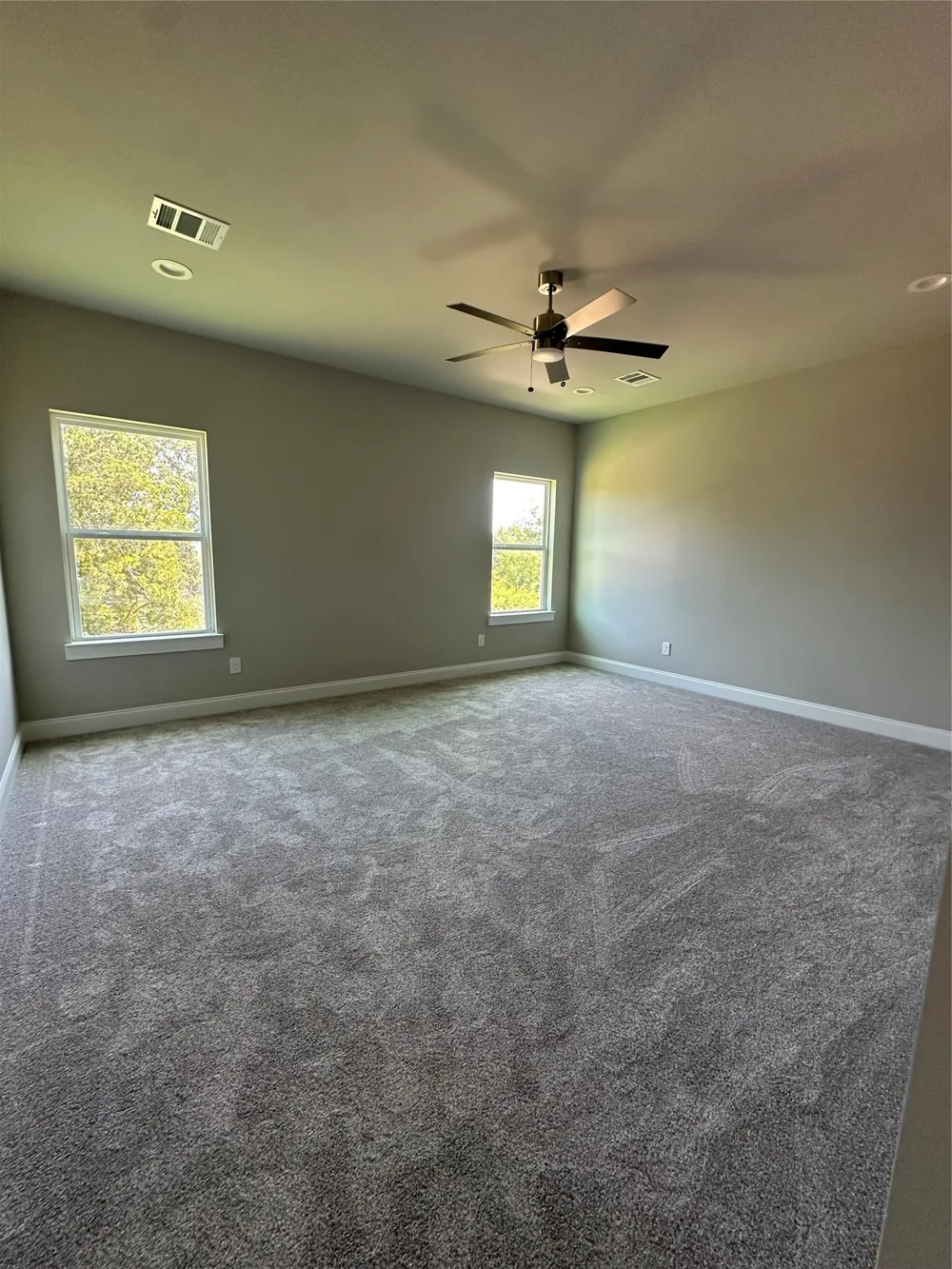 1320 Diceman Avenue Dallas, TX 75203