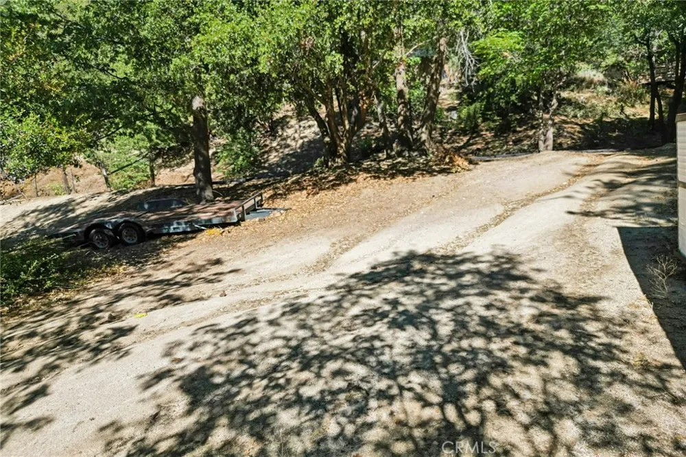 6028 Lake Angelus Oaks, CA 92305