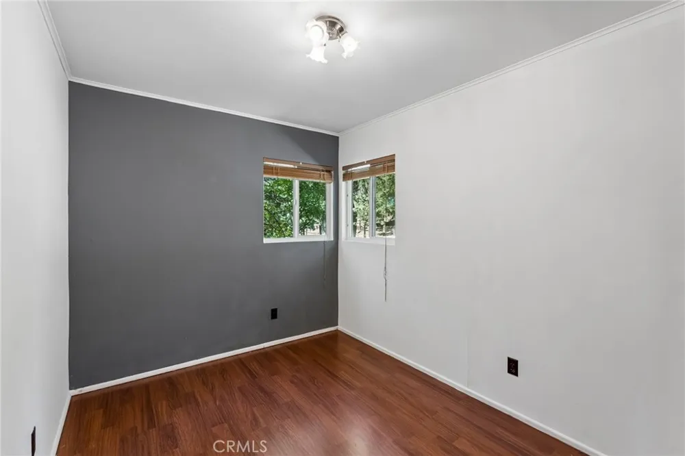 6028 Lake Angelus Oaks, CA 92305