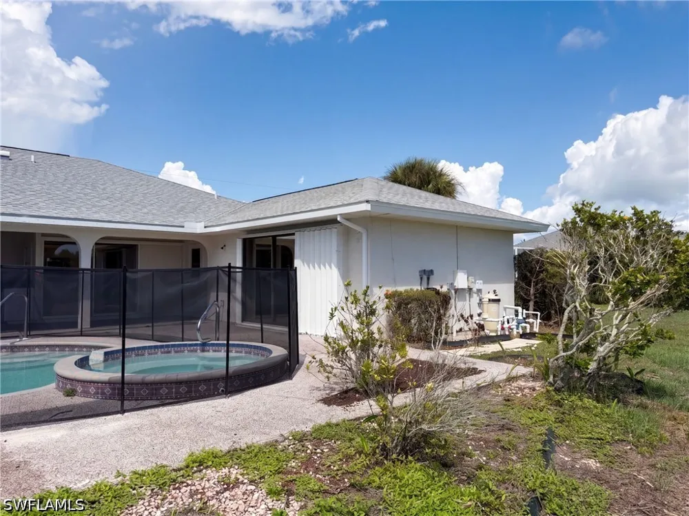 Bunker Road Rotonda West, FL 33947