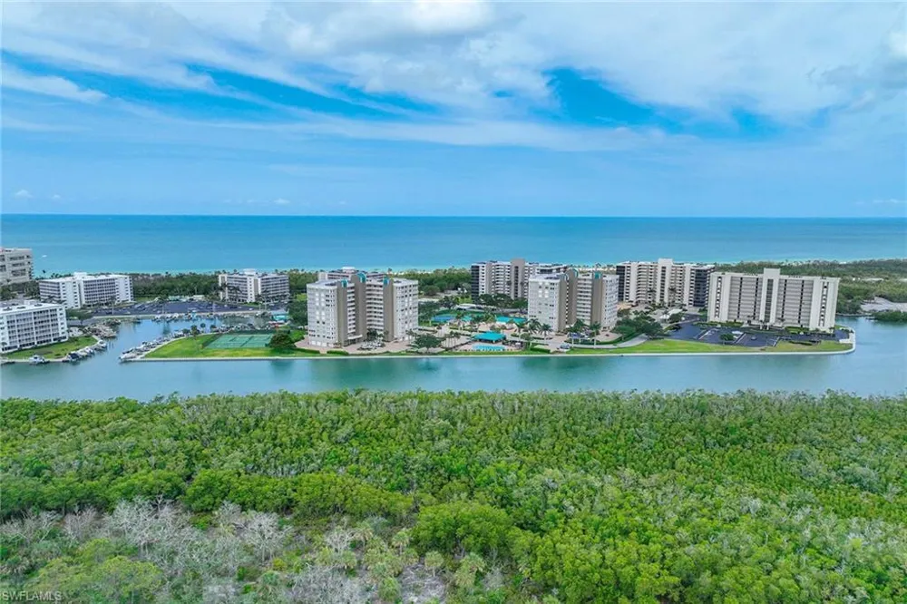 315 Dunes Boulevard #801 Naples, FL 34110