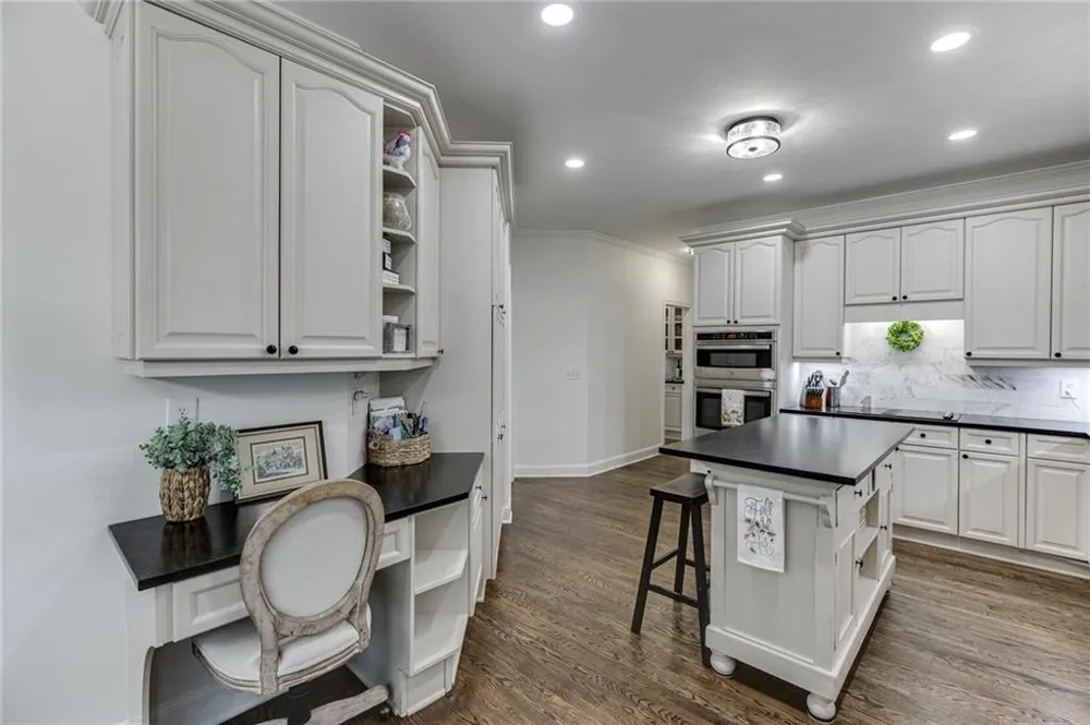 9315 Spinnaker Lane Gainesville, GA 30506