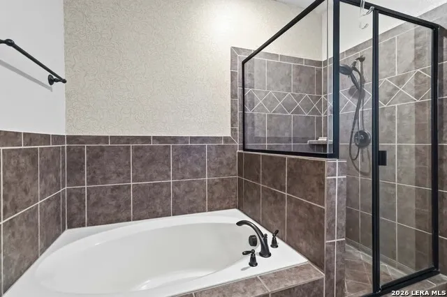 12423 STILLWATER CRK San Antonio, TX 78254