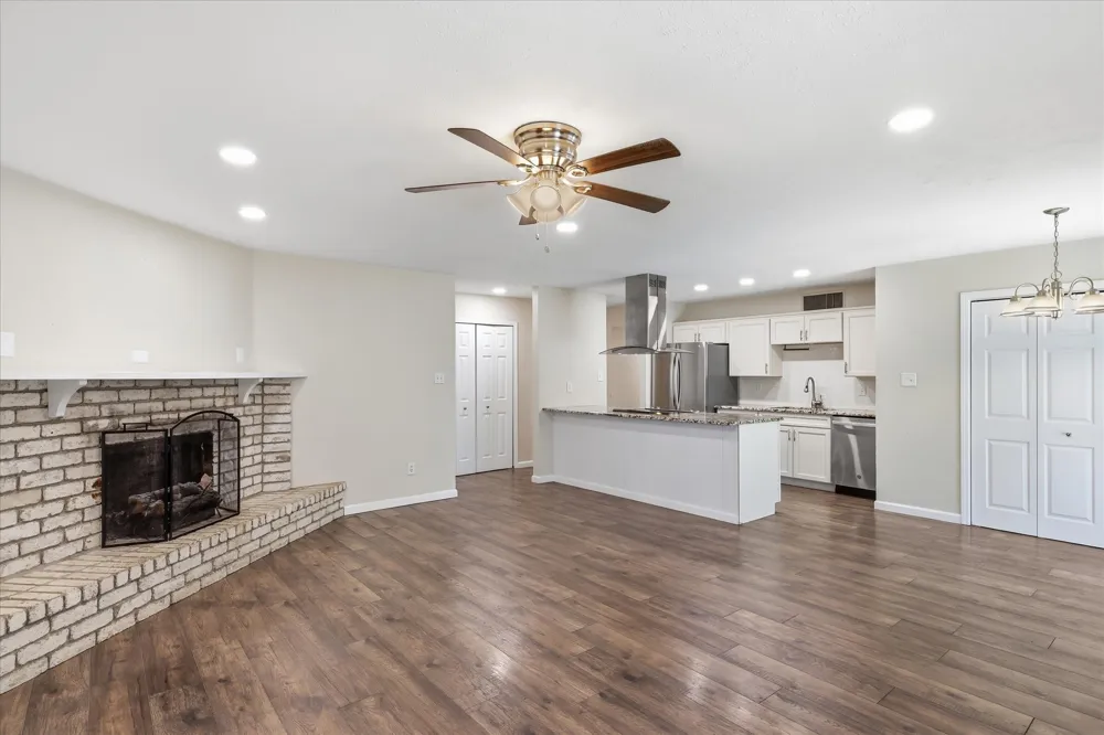 5561 Rutledge Drive The Colony, TX 75056