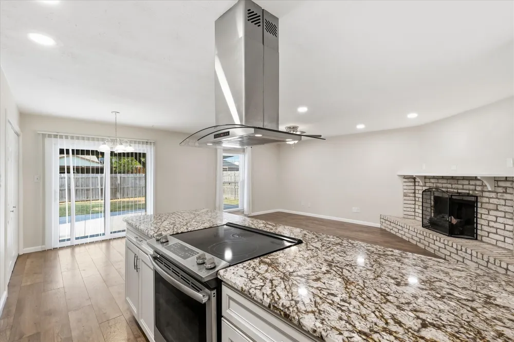 5561 Rutledge Drive The Colony, TX 75056