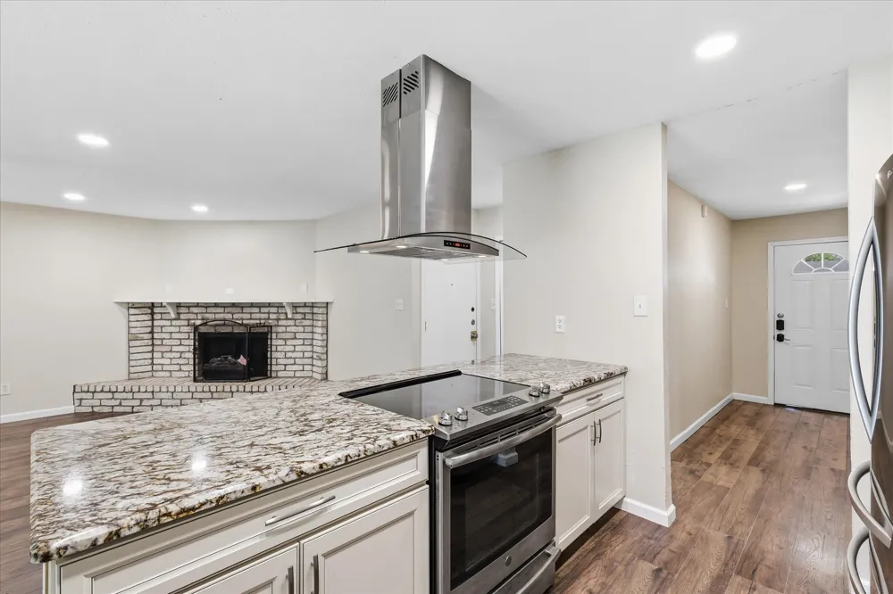5561 Rutledge Drive The Colony, TX 75056