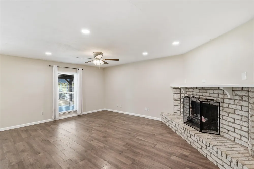 5561 Rutledge Drive The Colony, TX 75056